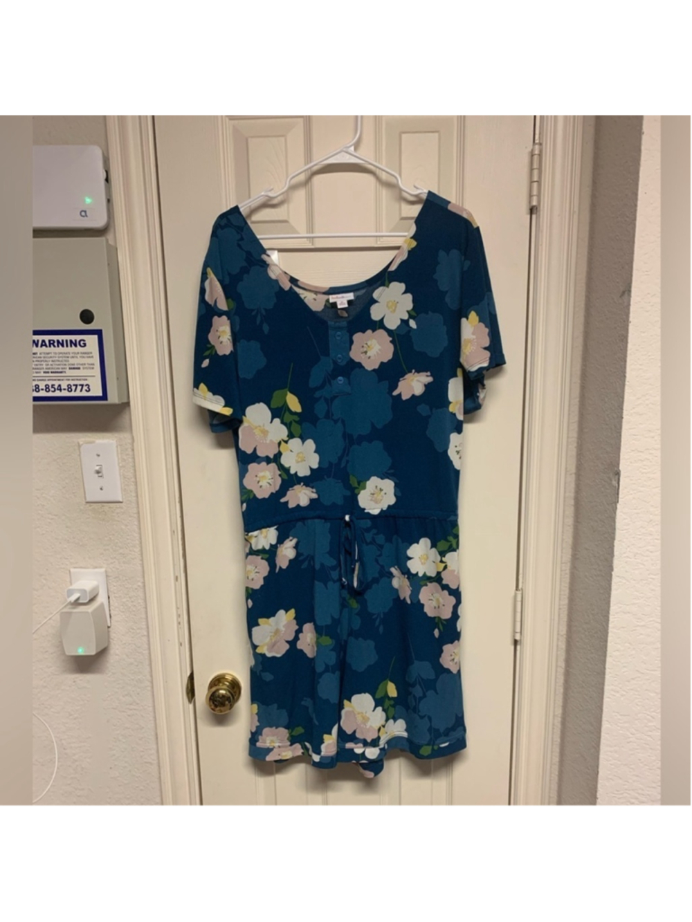 LuLaRoe Xanthe romper with pockets drawstring waist oversized comfy size medium - Picture 6 of 13